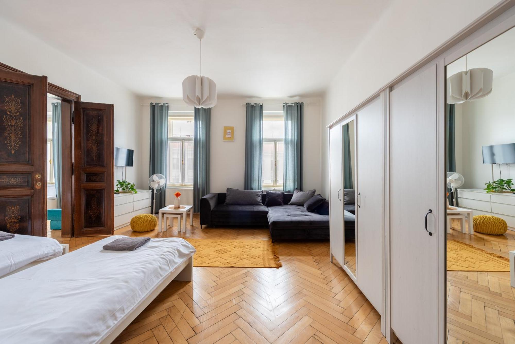 Residence Tesnov Apartment Prag Exteriör bild